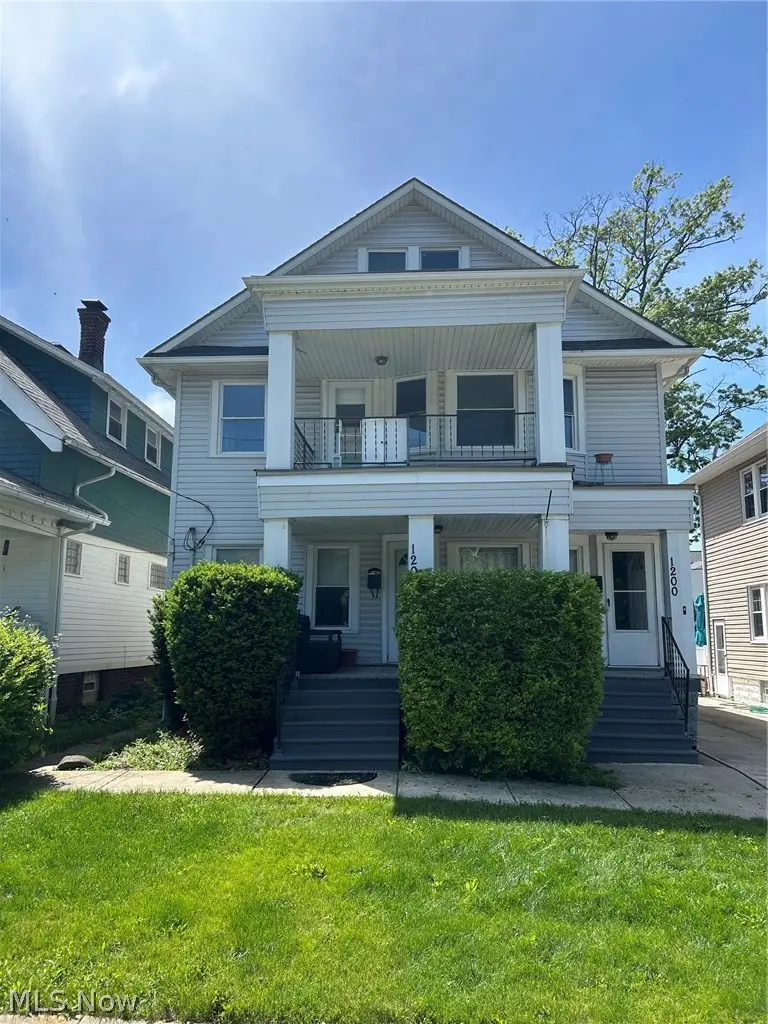 1200 Cook Avenue, Lakewood, OH 44107 - #1