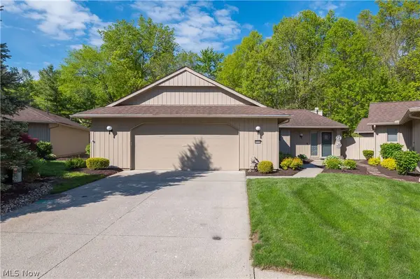 33125 Cedar Branch Circle, North Ridgeville, OH 44039