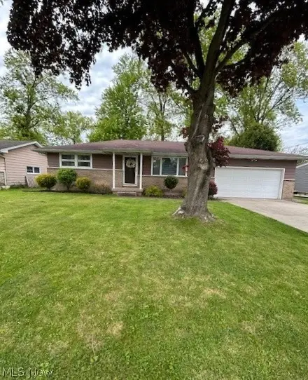 1566 Arthur Nw Drive, Warren, OH 44485
