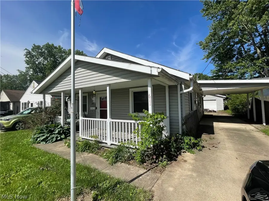 611 S Logan Street, Elyria, OH 44035 - #2