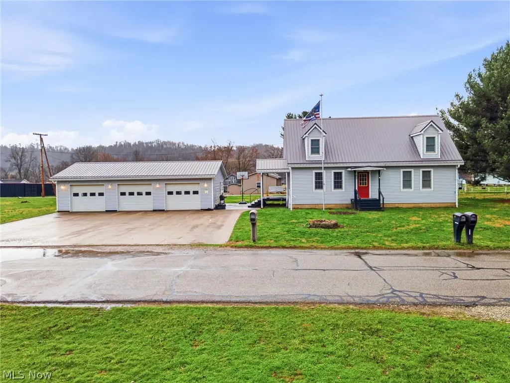 512 North Street, Duncan Falls, OH 43734 - #1
