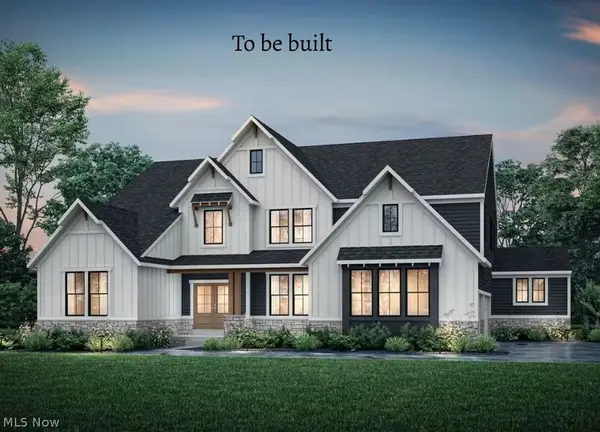9511 River Birch Run, Brecksville, OH 44141