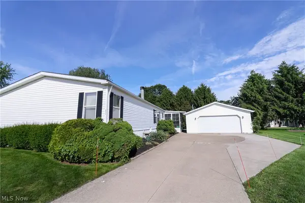 571 Sandtrap Circle, Painesville, OH 44077
