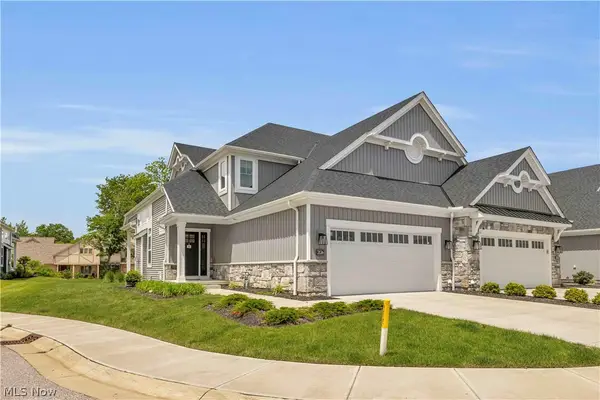 2126 Heritage Lane, Westlake, OH 44145