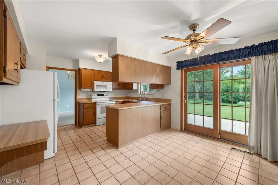24533 Framingham Drive, Westlake, OH 44145 - #3