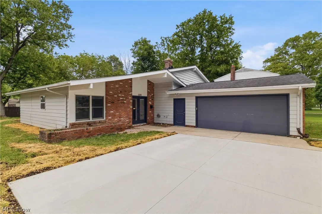 6195 Stafford Drive, North Olmsted, OH 44070 - #1