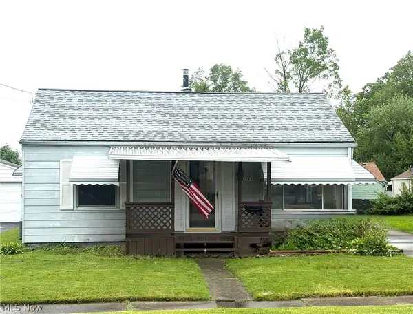2065 Clermont Ne Avenue, Warren, OH 44483