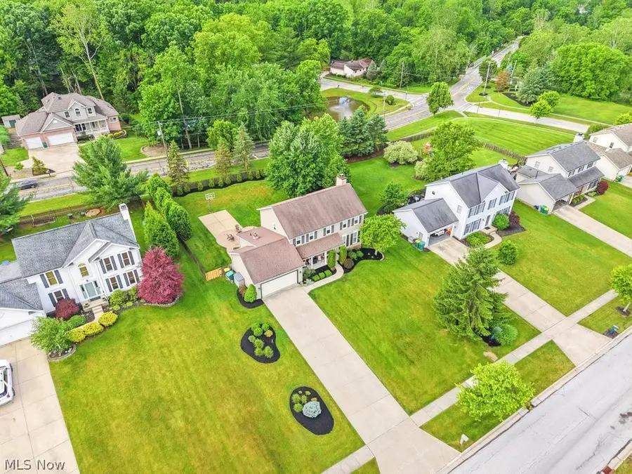 1658 Chestnut Trail Drive, Twinsburg, OH 44087 - #3