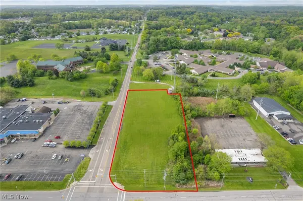 2937 Woodlawn Nw Avenue, Canton, OH 44708