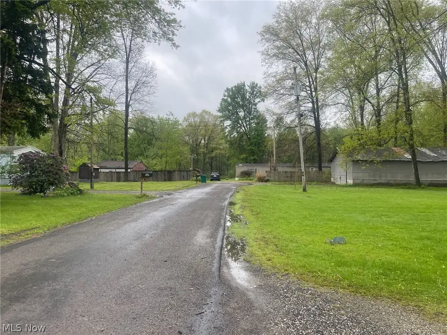 6820 Avon Street, Newton Falls, OH 44444 - #3