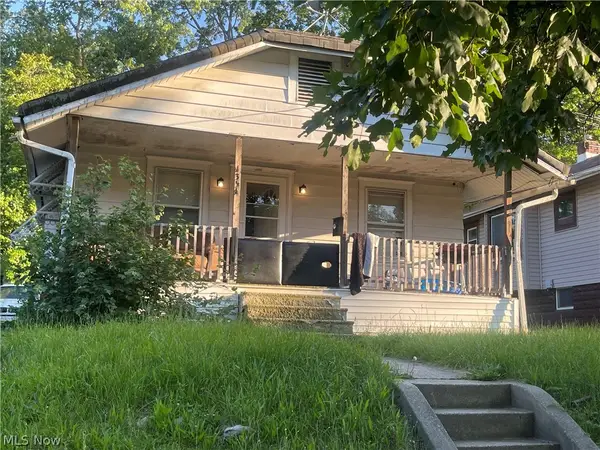 1354 Arnold Avenue, Akron, OH 44305