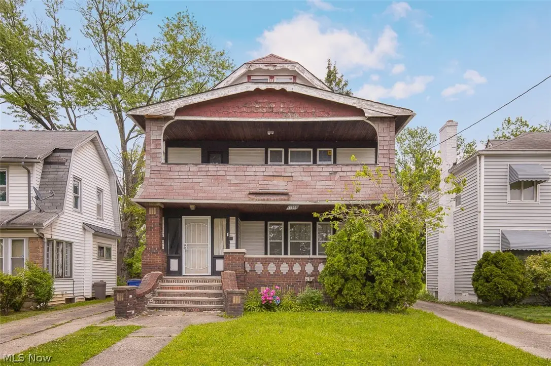 3867 E 147th Street, Cleveland, OH 44128 - #1