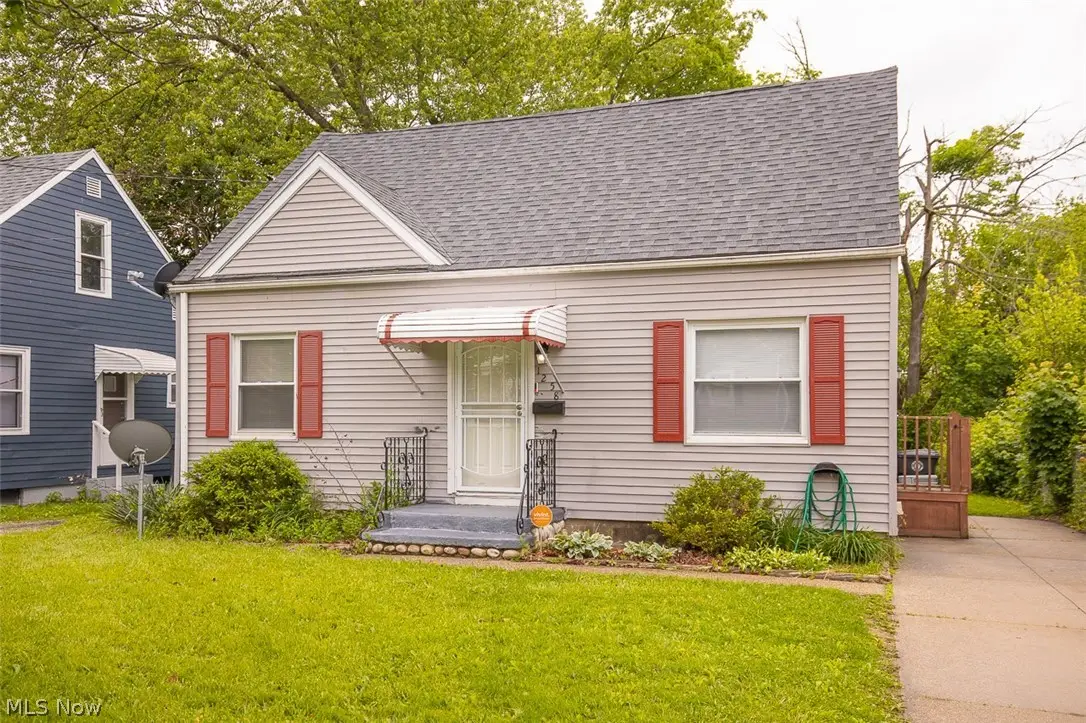 1258 Crestview Avenue, Akron, OH 44320 - #1