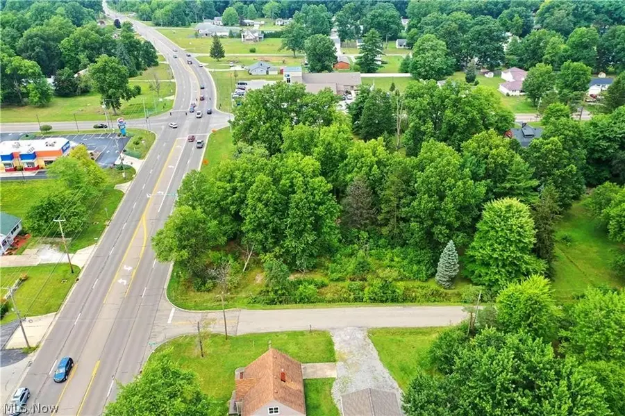 145 N Canfield Niles Road, Youngstown, OH 44515 - #3
