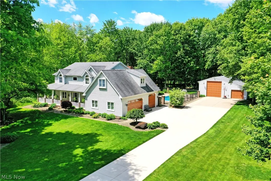 6752 Brookhollow Drive, Lordstown, OH 44481 - #1