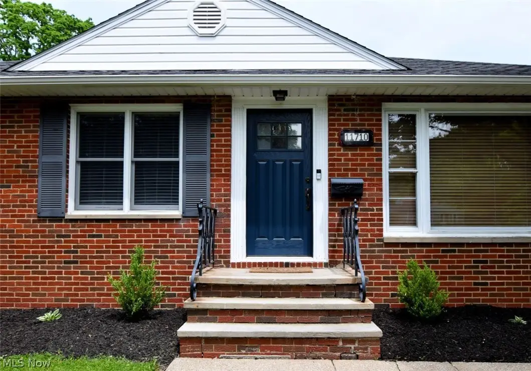 11710 Barrington Boulevard, Parma Heights, OH 44130 - #1