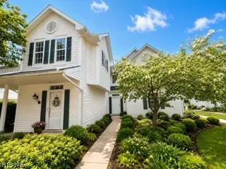 244 Vista Circle #15B, North Olmsted, OH 44070 - #2
