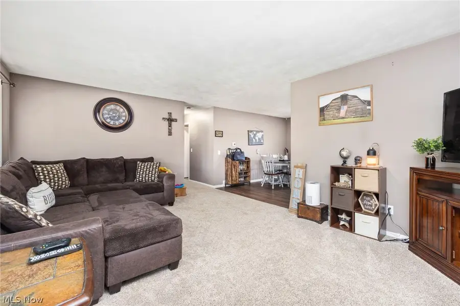 3298 NW Bahama Nw Avenue, Massillon, OH 44646 - #2