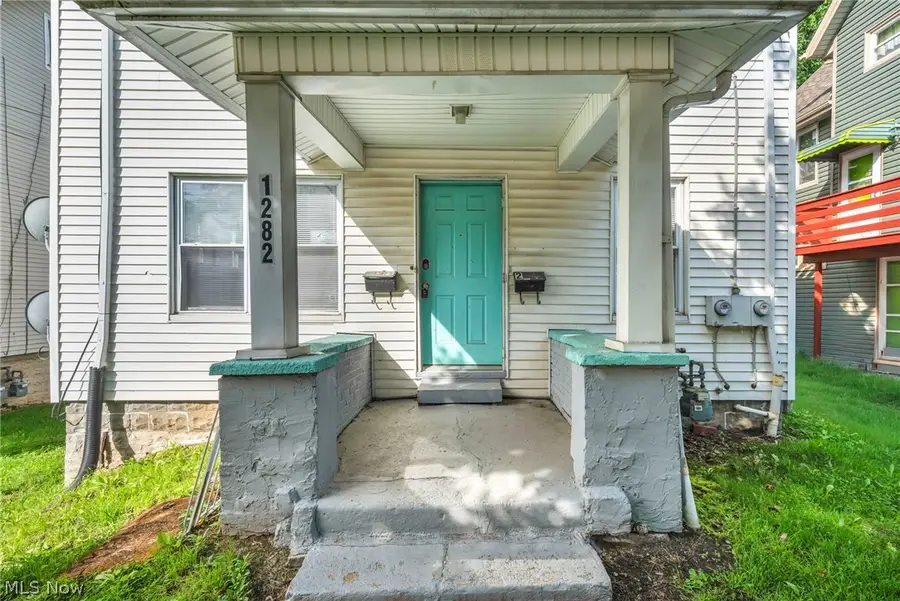 1282 Pondview Avenue, Akron, OH 44305 - #2