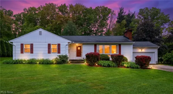 2834 Bancroft Road, Fairlawn, OH 44333