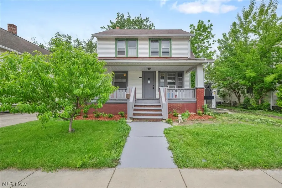 1722 Washington Avenue, Lorain, OH 44052 - #2