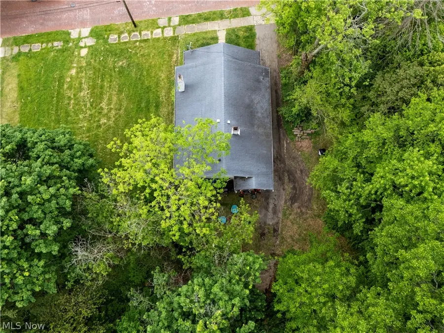 709 Longview Avenue, Akron, OH 44307 - #3