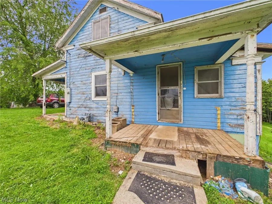 1086 Pleasant Ridge Road, Sistersville, WV 26175 - #2
