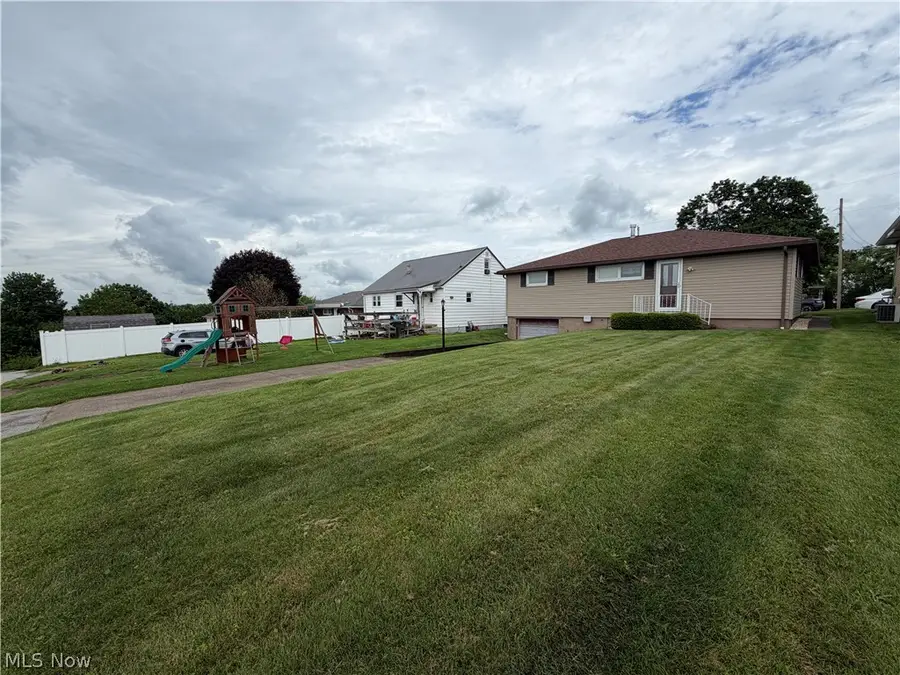 508 Mildred Avenue, Weirton, WV 26062 - #3