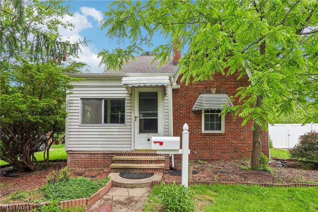 6595 York Road, Parma Heights, OH 44130 - #1
