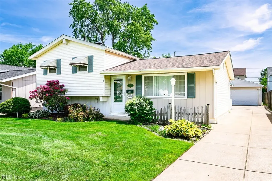 6379 Edgehurst Drive, Brook Park, OH 44142 - #2