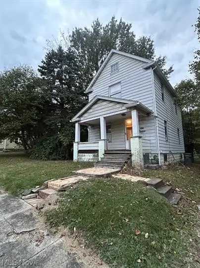 1976 Smithfield Street, Youngstown, OH 44509