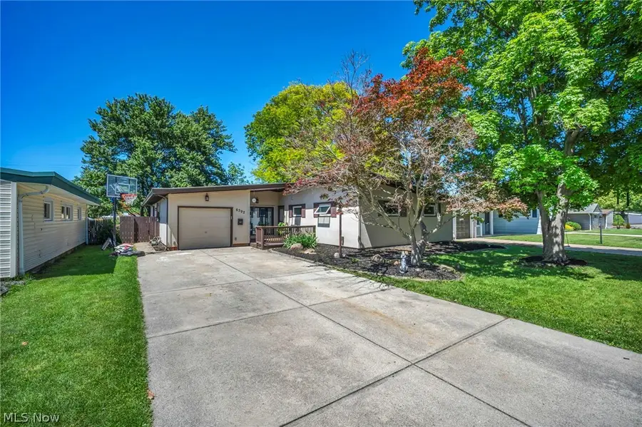 6392 Sherborn Road, Parma Heights, OH 44130 - #3