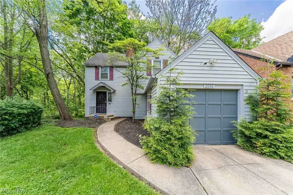 2038 Staunton Road, Cleveland Heights, OH 44118