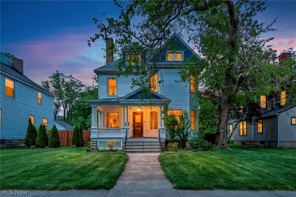 146 Harrison Street, Elyria, OH 44035