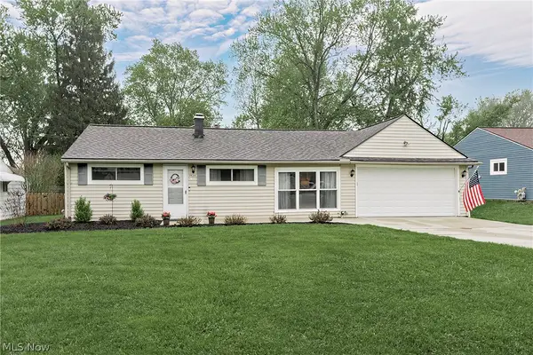 1924 Westwood Drive, Twinsburg, OH 44087