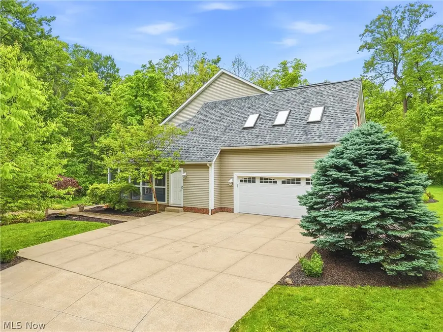 815 Centerville Trail, Aurora, OH 44202 - #3