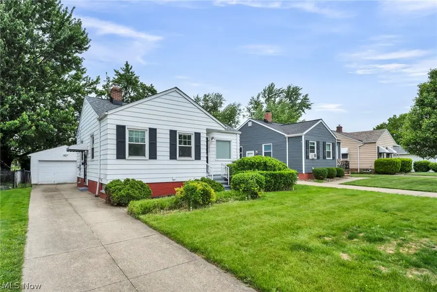 12624 Southern Avenue, Garfield Heights, OH 44125 - #3
