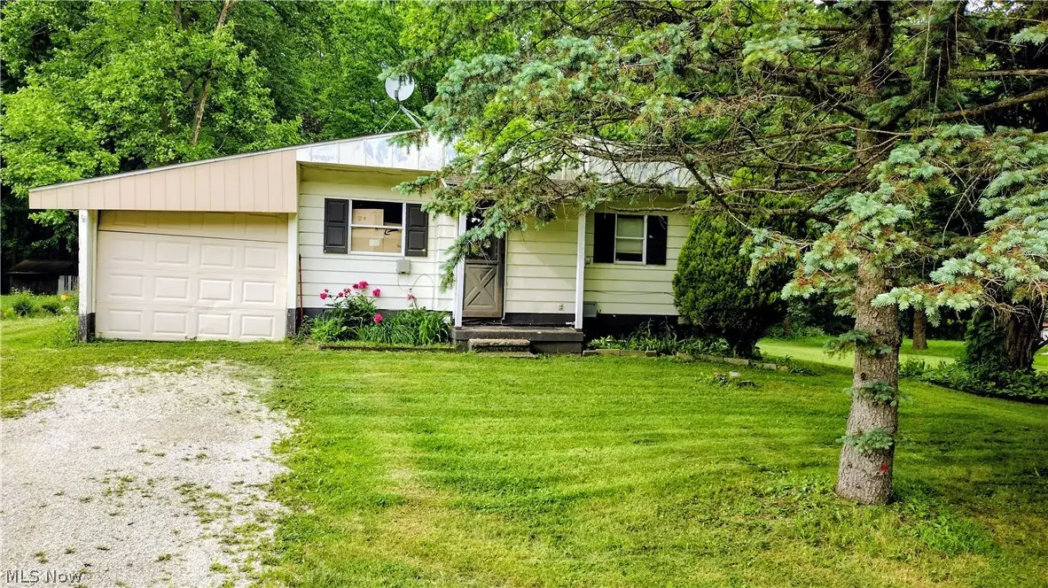 2399 Bonna Drive, Uniontown, OH 44685 - #1