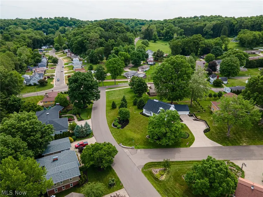 1691 Knob Hill Drive, Coshocton, OH 43812 - #2