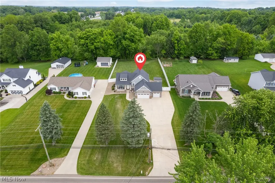 3097 Brumbaugh Nw Street, Greentown, OH 44720 - #3
