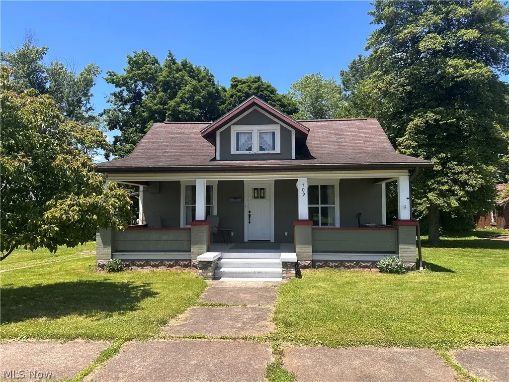 709 2nd Street, Saint Marys, WV 26170 - #1