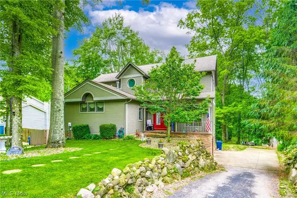 4364 Laburnum Drive, Akron, OH 44319