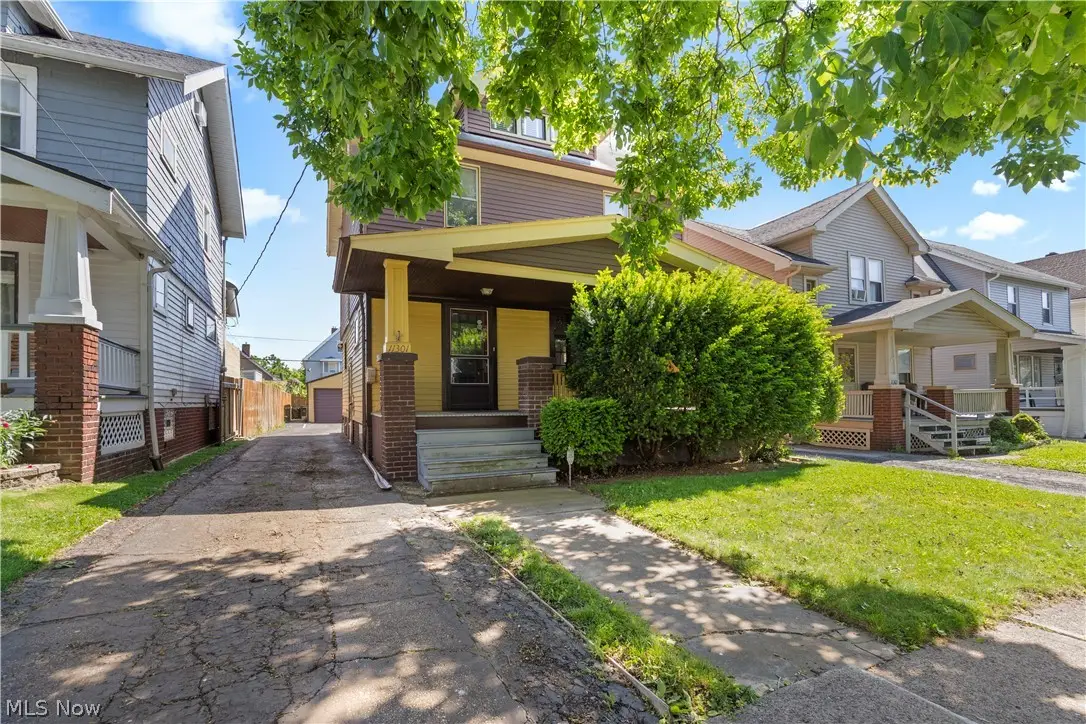 11301 Linnet Avenue, Cleveland, OH 44111 - #1