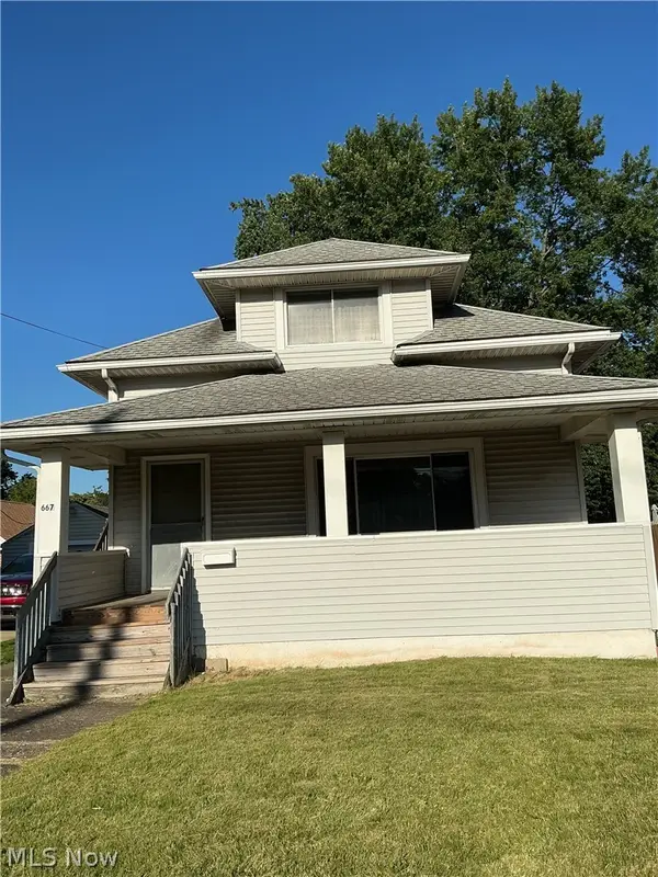 667 Seiberling Street, Akron, OH 44306
