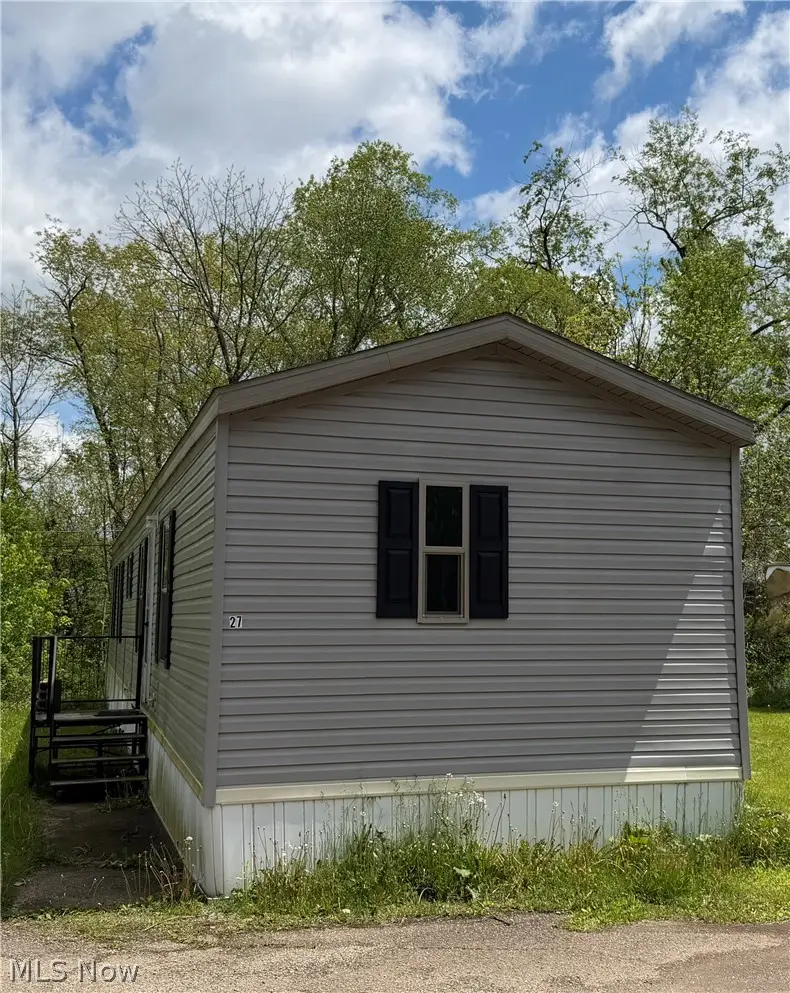 2606 Lincoln Nw Way #27, Massillon, OH 44647 - #2