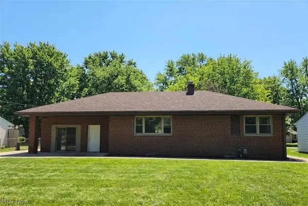 1815 Grantwood Drive, Parma, OH 44134