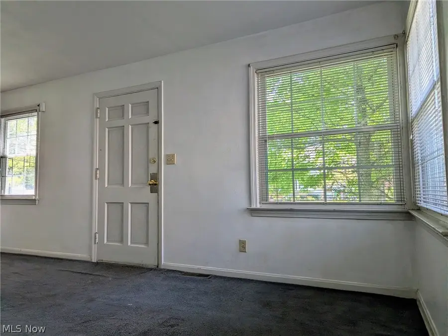 321 Filmore Avenue, Cuyahoga Falls, OH 44221 - #2