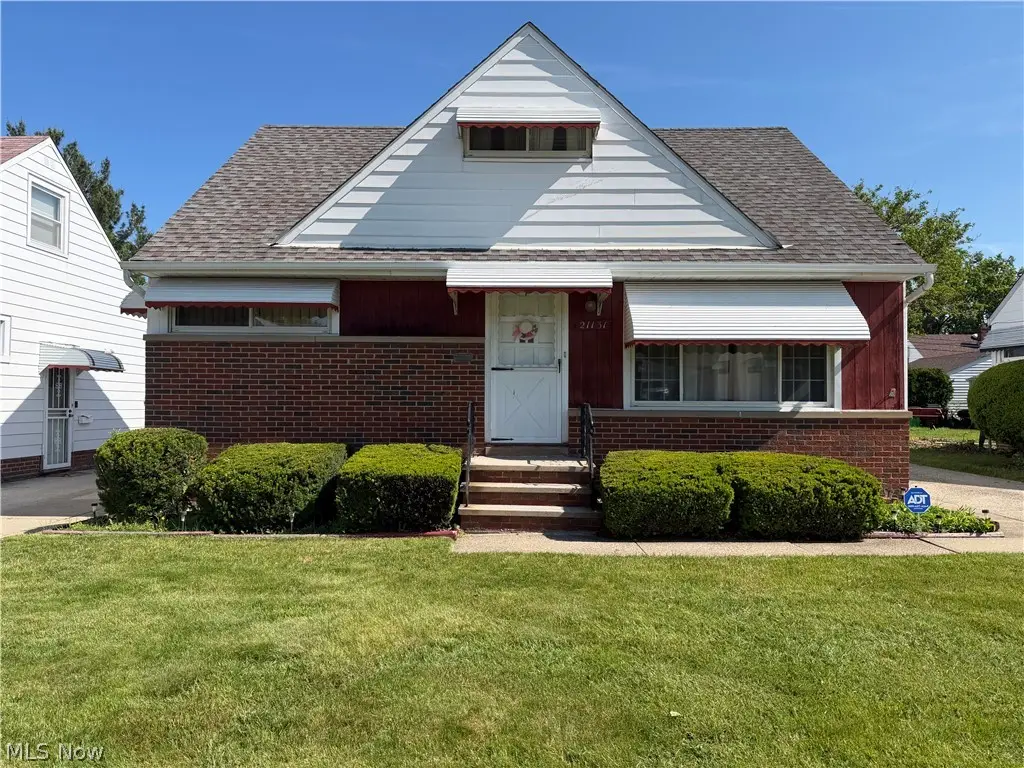 21131 Milan Drive, Euclid, OH 44119 - #1