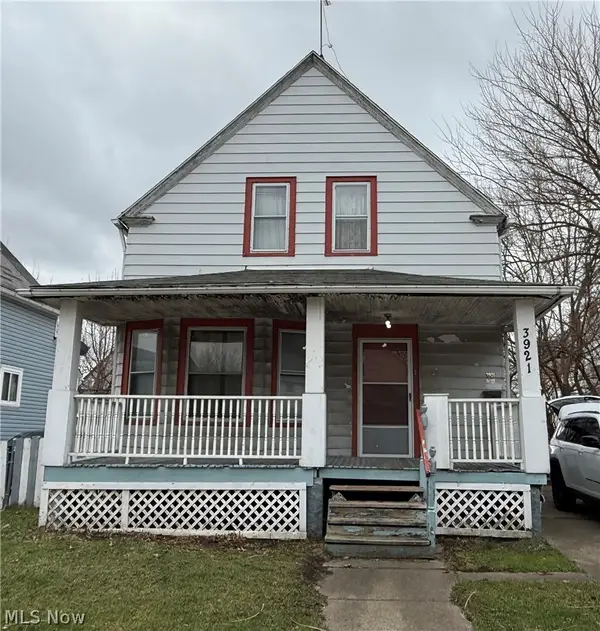 3921 Poe Avenue, Cleveland, OH 44109