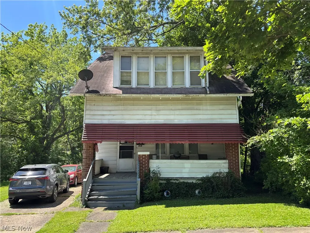 818 Euclid Avenue, Akron, OH 44307 - #1